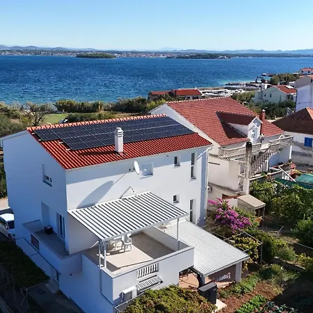 Mirko Apartmán *